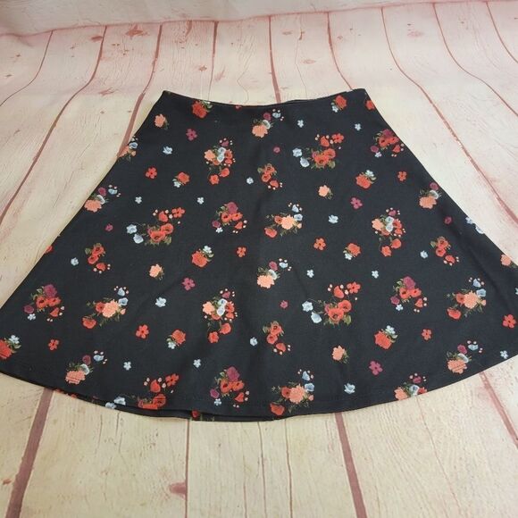 GB girls floral skirt 8 - Picture 1 of 4